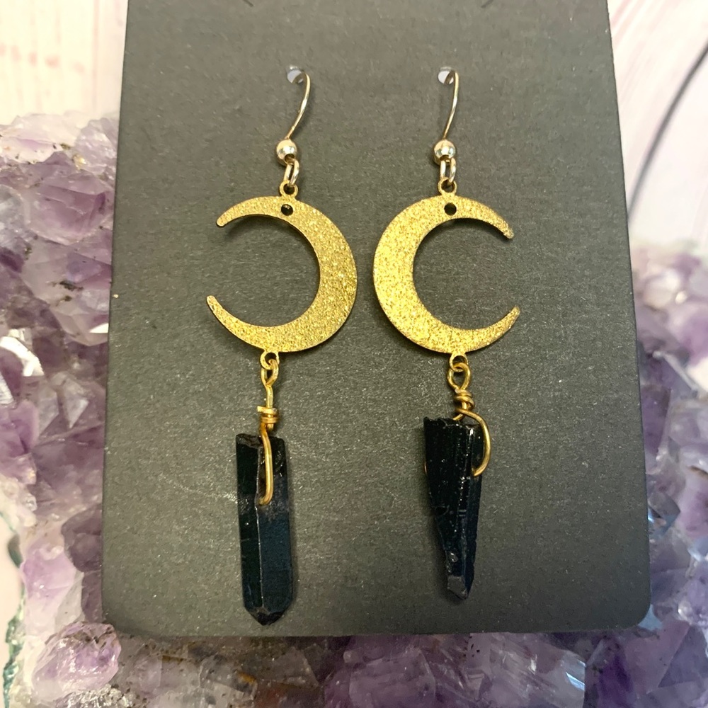 ⭐️ Black Quartz Crystal and Moon Hanging Gold Earrings